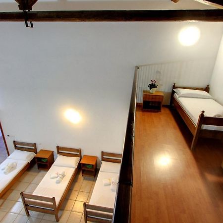 Hostel Marina Кальяри Экстерьер фото