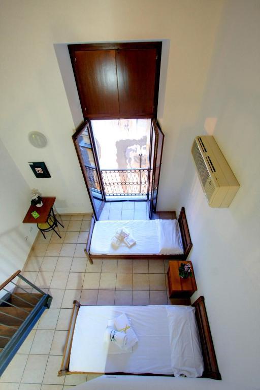 Hostel Marina Кальяри Номер фото