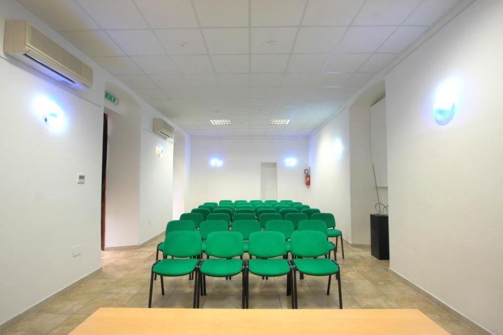 Hostel Marina Кальяри Экстерьер фото